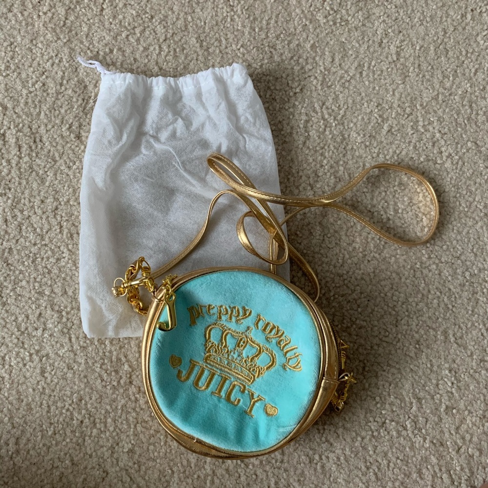 NWOT Juicy Couture Circle Velvet Bag